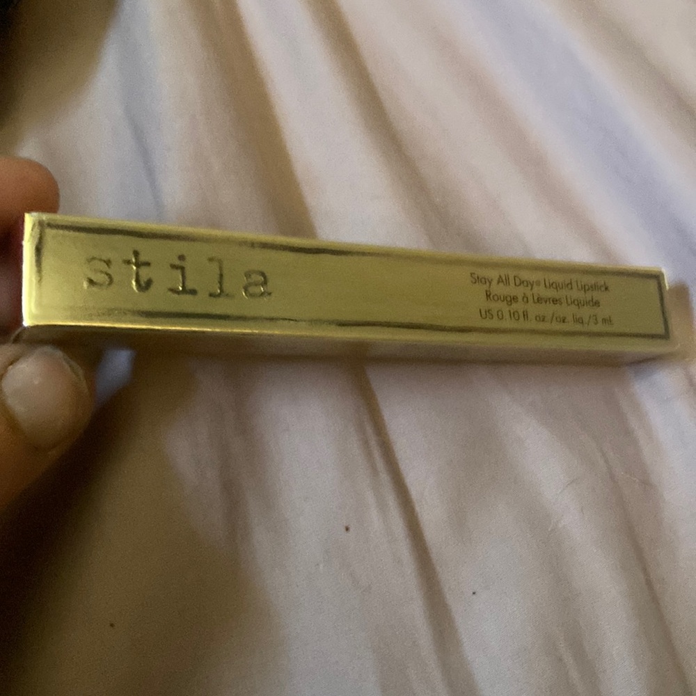 Stills stay all day liquid lipstick color rubino